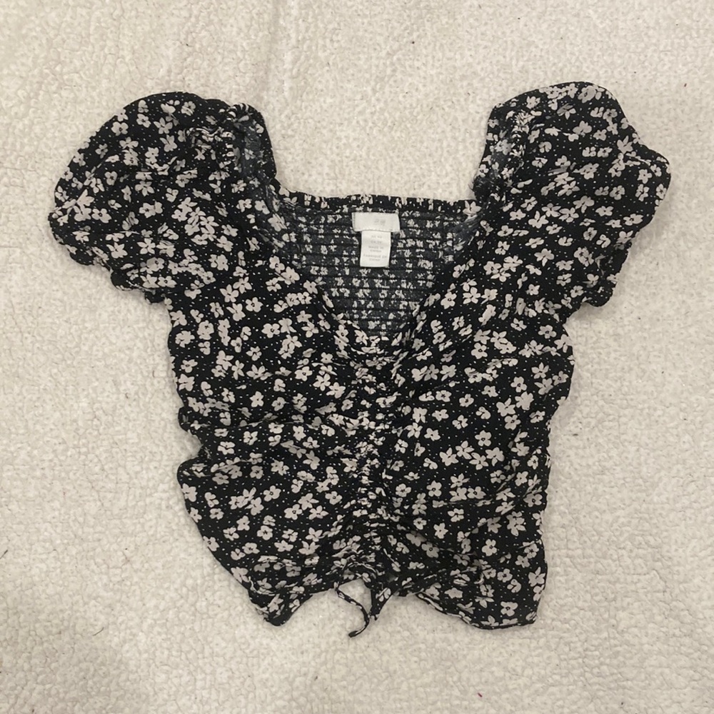 H&M Floral Front Cinched Top